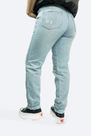 Jean Boyfriend con Rotos